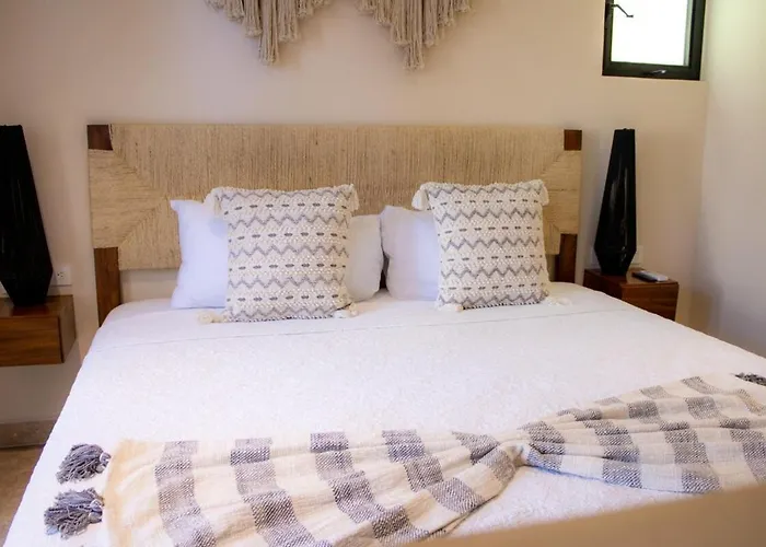 Peregrina 105a 2br Luxury *